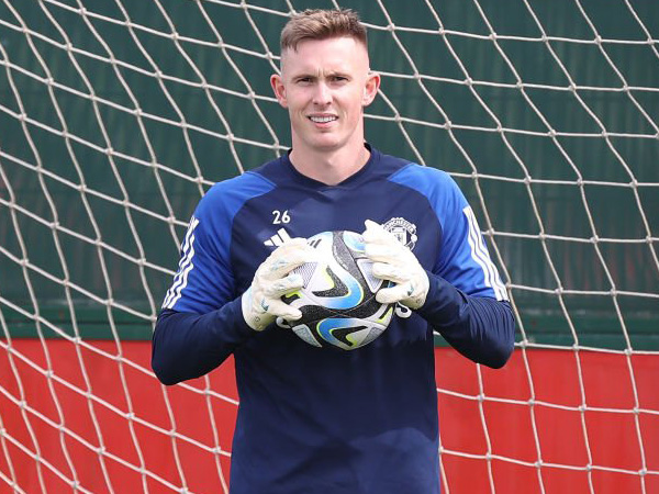 Kiper Man United, Dean Henderson.
