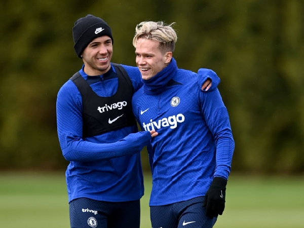 Mauricio Pochettino ingin membantu Enzo Fernandez dan Mykhaylo Mudryk