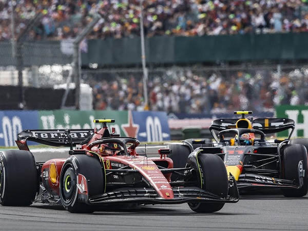 Carlos Sainz Jr ungkap penyebabnya tidak bisa kompetitif di Silverstone.