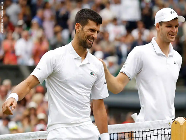 Hasil Wimbledon: Hubert Hurkacz Paksa Novak Djokovic Susah Payah Demi Perempatfinal