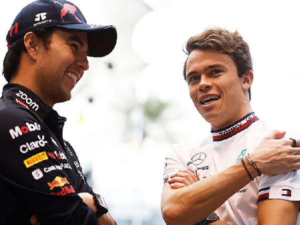 Red Bull, Sergio Perez, Nyck de Vries, AlphaTauri