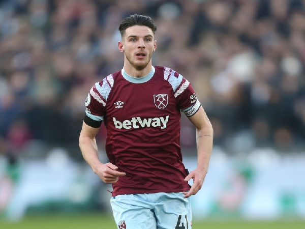 Declan Rice tidak muncul di peluncuran seragam kandang baru West Ham United