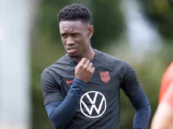 Arsenal belum memutuskan nasib Folarin Balogun