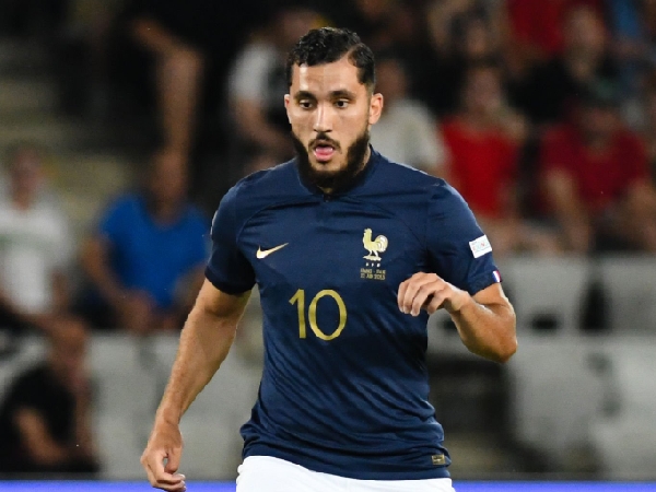 Chelsea tertarik dengan Rayan Cherki dari Lyon