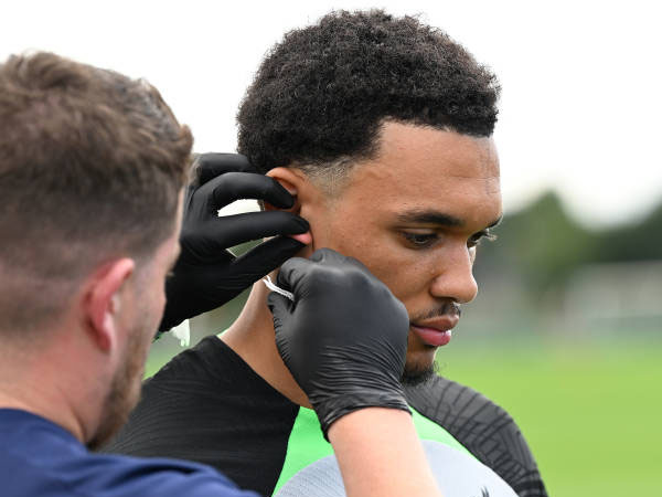 Trent Alexander-Arnold Ingin Bermain di Lini Tengah untuk Liverpool