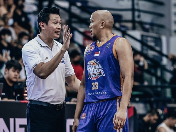 Youbel Sondakh siap bawa Satria Muda kalahkan Pelita Jaya.