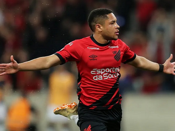 Barcelona Konfirmasi Keberhasilan Dapatkan Victor Roque. (Images: Getty