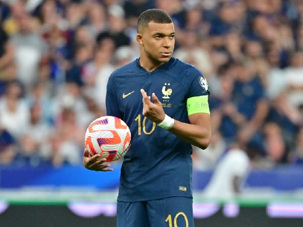 Kylian Mbappe dirumorkan tertarik pindah ke Arsenal