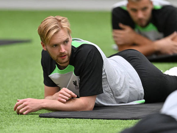 Wolves Incar Caoimhin Kelleher untuk Gantikan Jose Sa