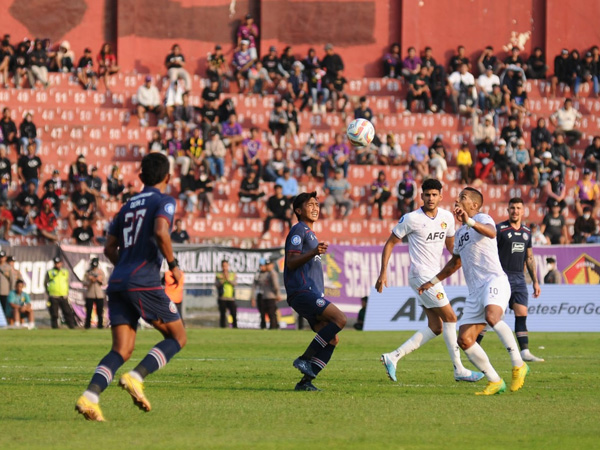 Arema FC harus mengakui keunggulan tuan rumah Persik Kediri