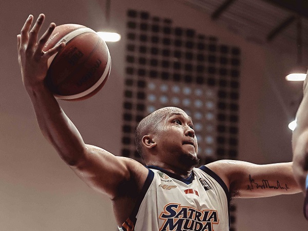 Pemain andalan Satria Muda Pertamina Jakarta, Arki Dikania Wisnu.