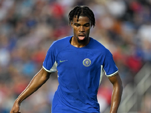 Gelandang muda Chelsea, Carney Chukwuemeka