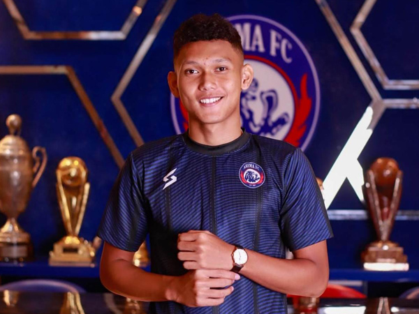 Pemain muda Arema FC, Ginanjar Wahyu diberikan izin mengikuti Pendidikan Secaba Bintara Polri