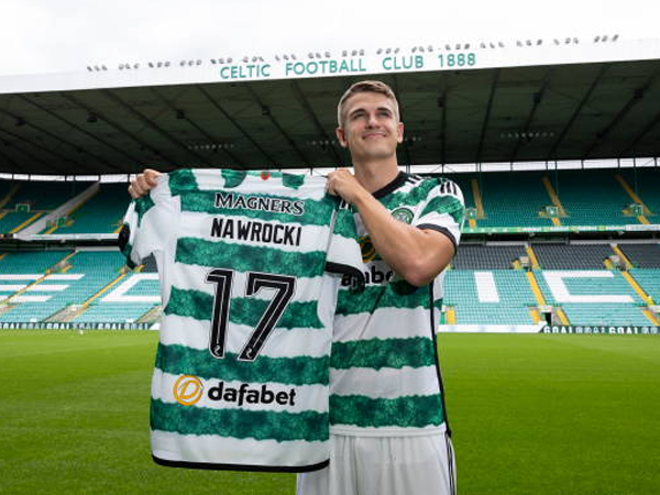 Celtic Resmi Datangkan Bek Legia Warsawa, Maik Nawrocki