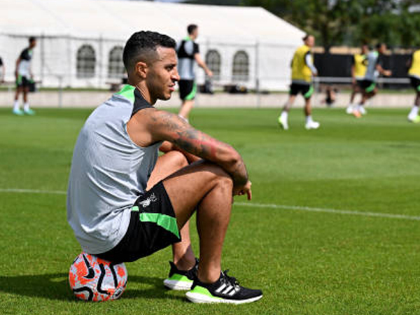 Tidak Ada Thiago Alcantara, Liverpool Bawa 27 Pemain ke Singapura