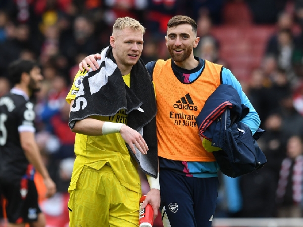 Dua penjaga gawang Arsenal, Aaron Ramsdale dan Matt Turner
