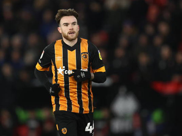 Brighton and Hove Albion Resmi Lepas Aaron Connolly ke Hull City