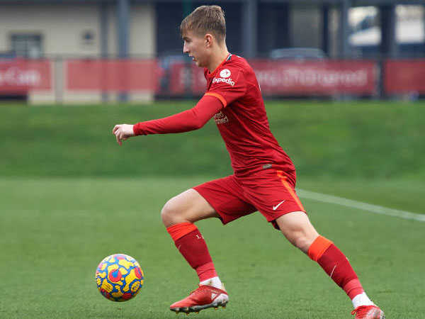 Setelah 15 Tahun, Striker Ini Resmi Tinggalkan Liverpool