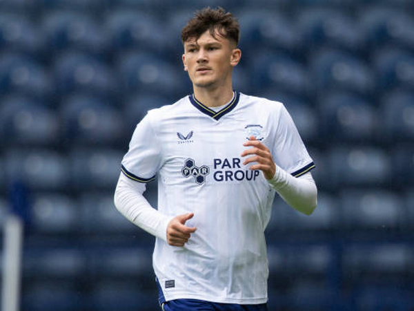 Cedera Lagi, Preston North End Takkan Pulangkan Calvin Ramsay ke Liverpool