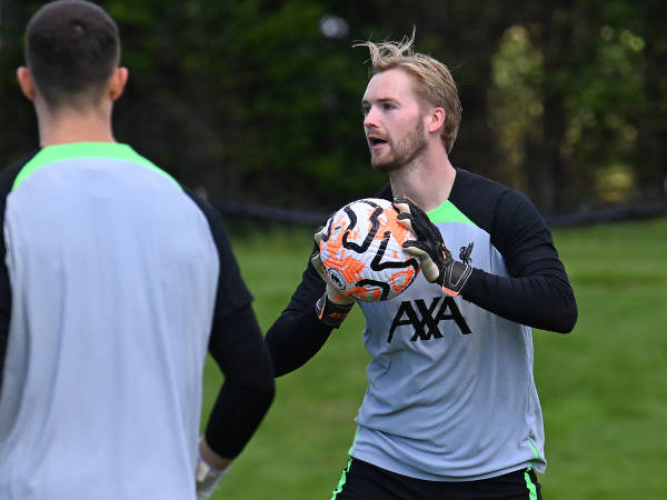 Spekulasi Masa Depan Caoimhin Kelleher di Liverpool Mulai Mereda