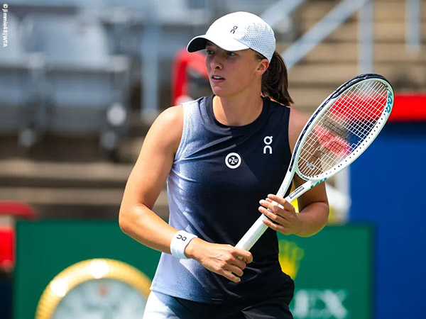 Usai Penundaan Panjang, Iga Swiatek Depak Karolina Muchova Dari Montreal