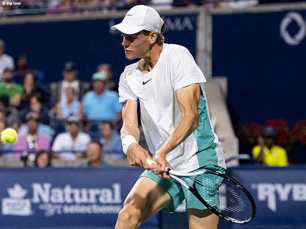 Jannik Sinner Terseok-Seok Demi Segel Tiket Semifinal Di Toronto