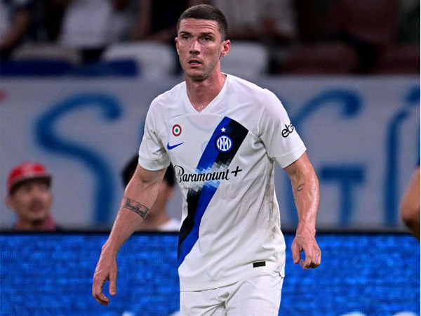 Bek sayap Inter Milan, Robin Gosens.