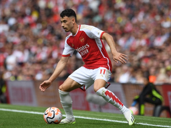 Gabriel Martinelli membantu Arsenal mengalahkan Nottingham Forest