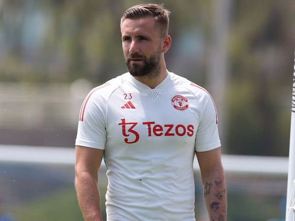 Bek kiri Manchester United, Luke Shaw.