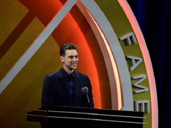 Legenda Los Angeles Lakers, Pau Gasol