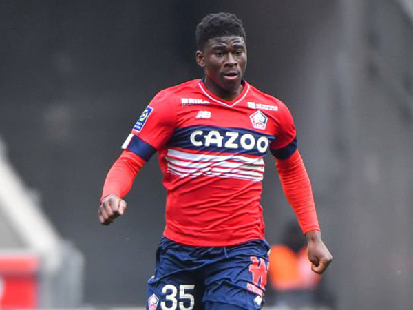 Gelandang Lille, Carlos Baleba.