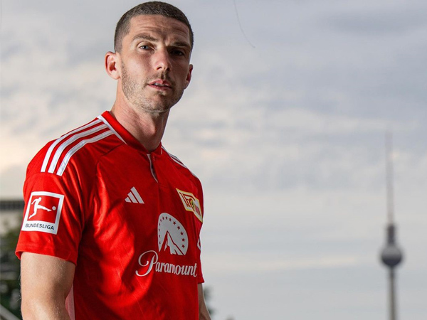 Bek sayap Union Berlin, Robin Gosens.