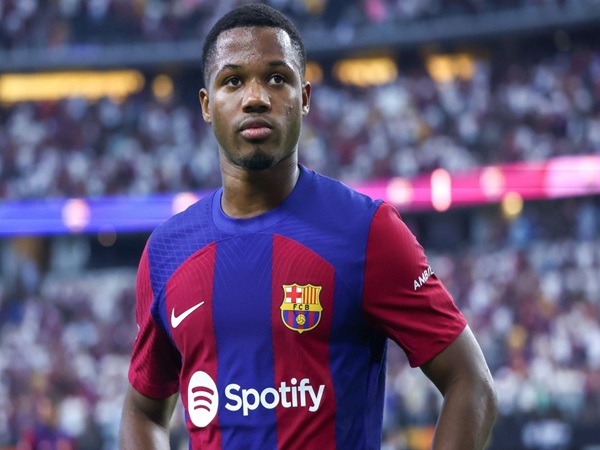 Winger incaran Tottenham