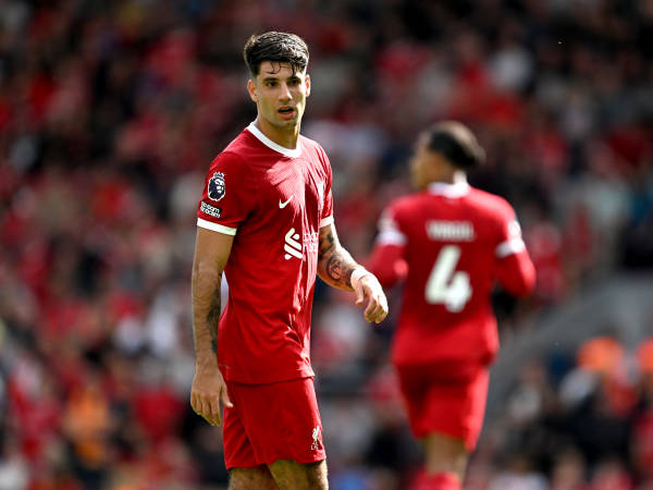 Komentar Dominik Szoboszlai dan Wataru Endo Setelah Debut di Anfield