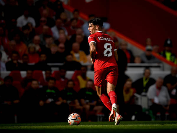 Dominik Szoboszlai Diharapkan Bisa Jadi Penerus Steven Gerrard di Liverpool