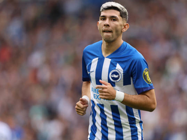 Hadapi West Ham, Brighton and Hove Albion Dipastikan Tanpa Julio Enciso
