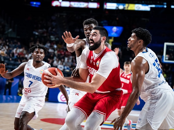 Goga Bitadze lega bisa pimpin Georgia hancurkan Tanjung Verde.