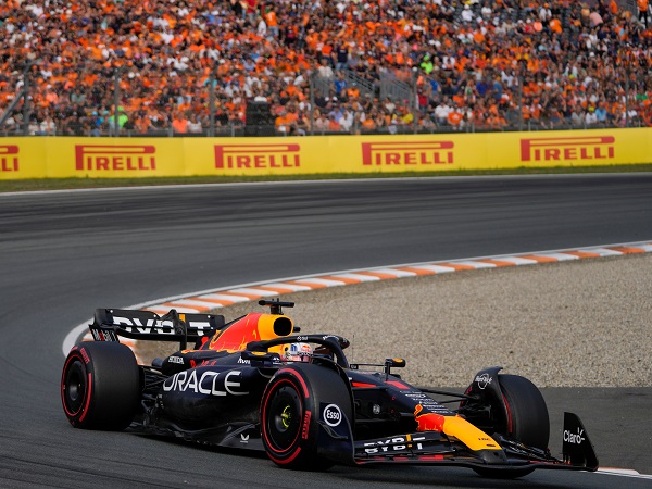Max Verstappen torehkan waktu tercepat di kualifikasi F1 GP Belanda.