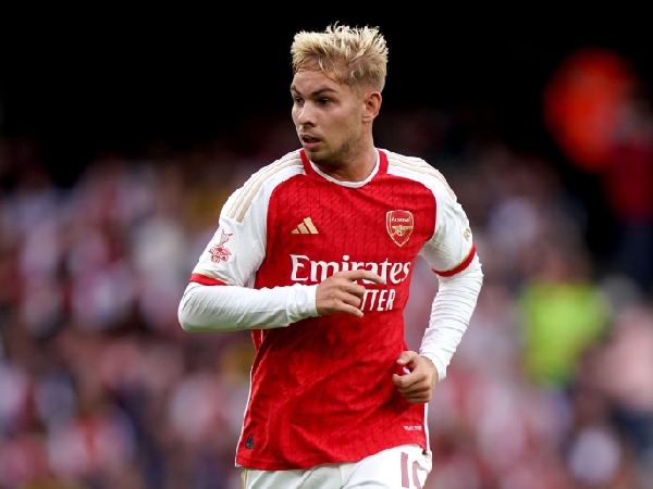 Chelsea mengidentifikasi gelandang Arsenal, Emile Smith Rowe