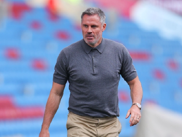 Jamie Carragher mengkritik reaksi berlebihan Arsenal