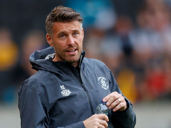 Manajer Luton Town, Rob Edwards