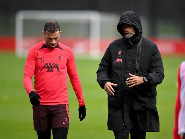Dear Jordan Henderson, Jurgen Klopp Sudah Mintamu Bertahan di Liverpool