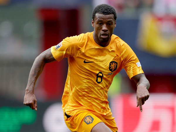 Gelandang Al-Ettifaq, Georginio Wijnaldum.