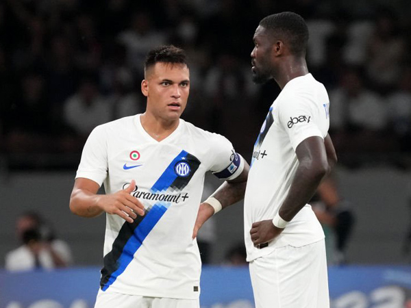 Marcus Thuram dan Lautaro Martinez.