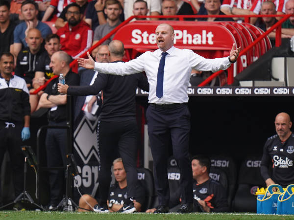 Terang-terangan Dikritik Demarai Gray, Sean Dyche Beri Respon