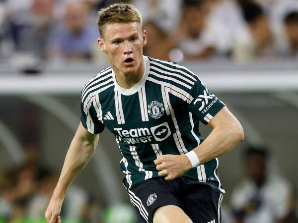 Gelandang Man United, Scott McTominay.