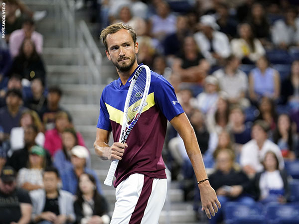 Daniil Medvedev Berikan Jawaban Blak-Blakan Terkait Carlos Alcaraz