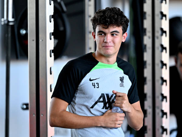 6 Bulan Tak Pernah Bermain, Gelandang Liverpool Akhirnya Tampil Lagi