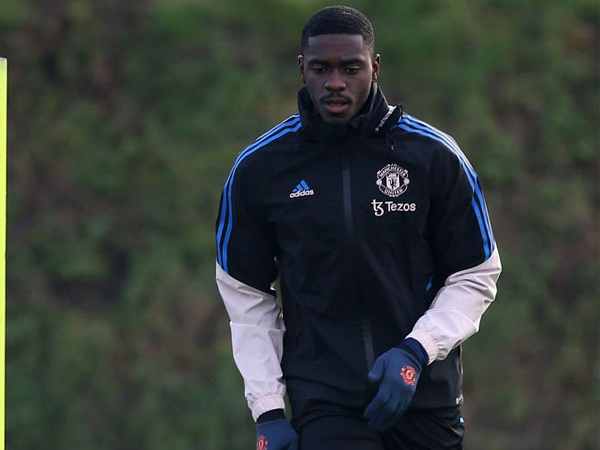 Mantan bek Man United, Axel Tuanzebe.