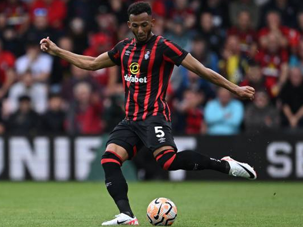 Liverpool Pertimbangkan Rekrut Bek Bournemouth, Lloyd Kelly Pada Januari